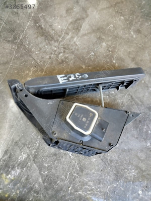 MERCEDES E 250 GAZ PEDALI HATASIZ ÇIKMA EGE OTOMOTİV