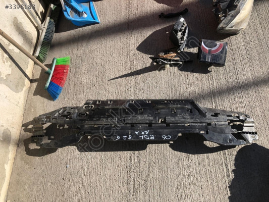 BMW 4 SERİSİ G26 ARKA TAMPON ORTA BRAKET 51128096508