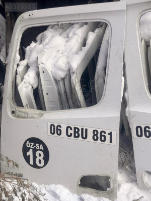4145 arocs merdeses kamyon çıkma orjinal sol ön kapı hatasız