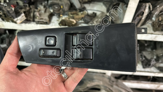 2006 TOYOTA COROLLA 2’Lİ CAM AÇMA DÜĞMESİ ORJ ÇIKMA