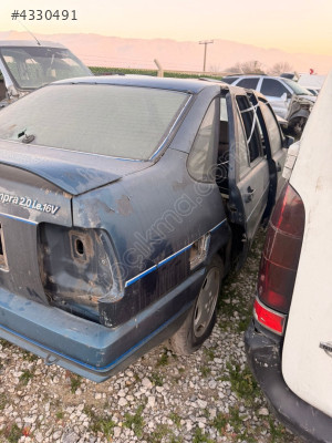 Fiat Tempra sağ ön kapı