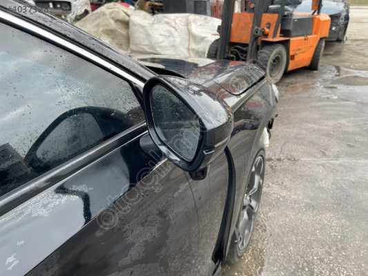 Honda Civic FE1 Modeli İçin Sağ Yan Ayna Çıkma Parçası