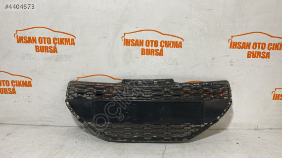 Peugeot 208 Ön Panjur Izgarası 9672794377