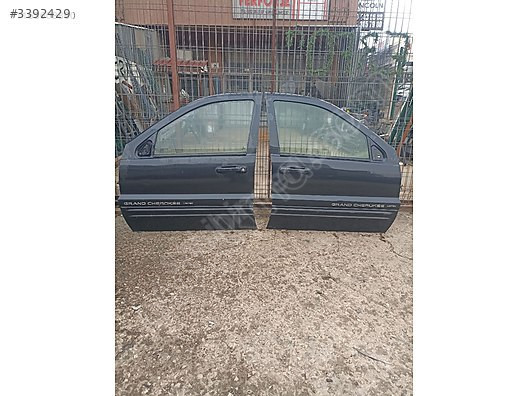 jeep Grand Cherokee limited orjinal hatasız ön sağ sol kapilari