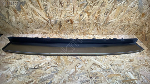 FİAT 500L ARKA TAMPON ORTA KROM KAPLAMASI 735522272