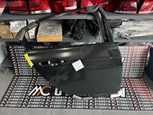Fiat Egea sağ arka kapı