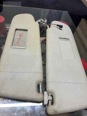 VOLKSWAGEN CARAVELLA GÜNEŞLİK