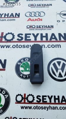 5K0867256 Golf 6 sağ ön kapı cam düğmesi çerçevesi