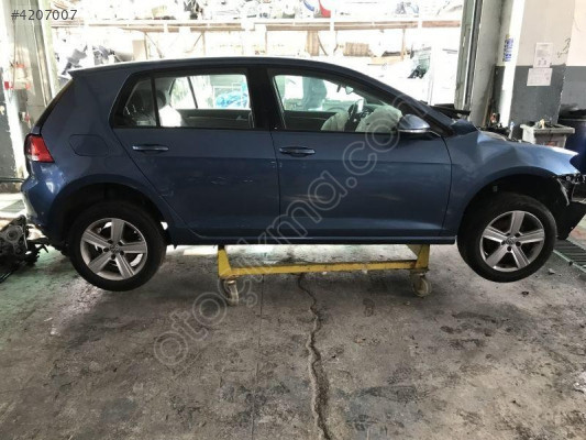 VOLKSWAGEN GOLF 2013 2020 SAĞ ÖN KAPI SÖKME DOLU 5G4831056