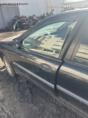 Laguna 1 sol ön kapı