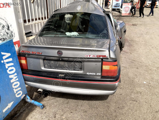ÖZMEN OPEL VECTRA A ÇIKMA ARKA BAGAJ KAPAĞI