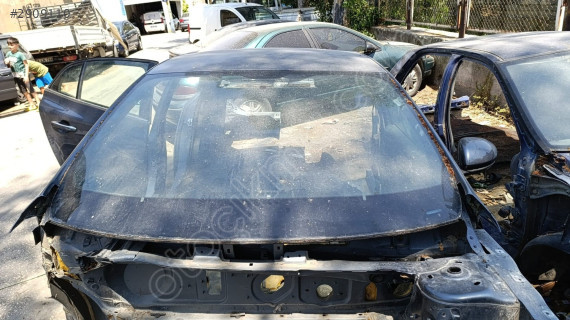 RENAULT MEGANE 4 ÖN CAM ORJİNAL ÇIKMA