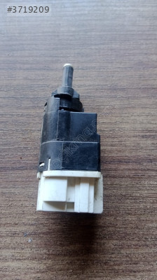 Renault Clio4  fren pedal müşürü orijinal
