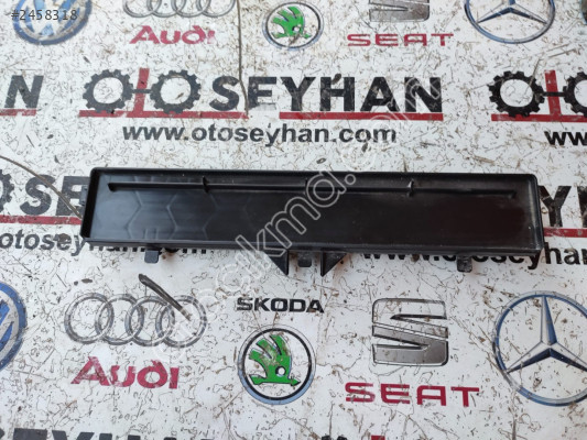 T1015742R golf 7 polen filtresi kapağı