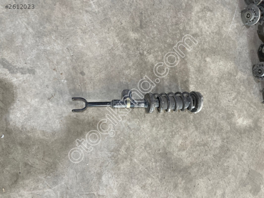 BMW 5 G30 G31 ÖN AMORTİSÖR SOL 14678612