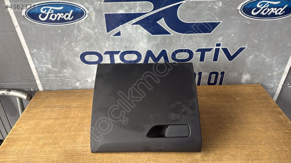 Ford Courier Torpido Kapağı