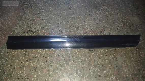 audi a8 quattro sol arka kapı çıtası