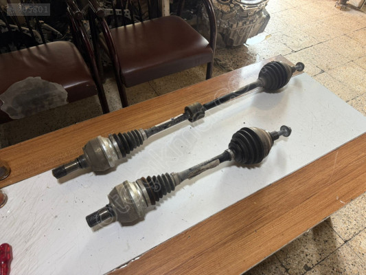 20-25 VW PASSAT GOLF LEON CUPRA FORMENTOR ÖN AKS TAKIM ORJ ÇIKMA