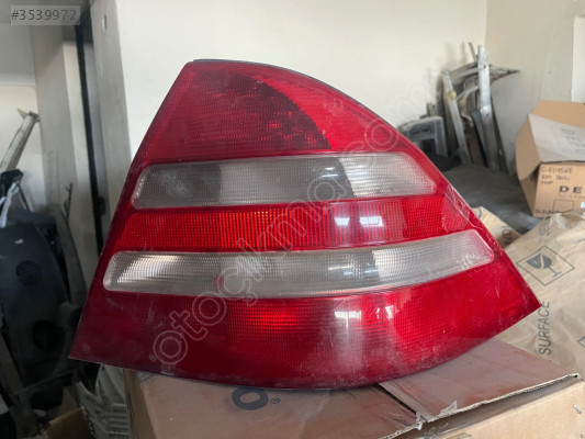 W220 S320 Sağ Stop / A220 820 02 64