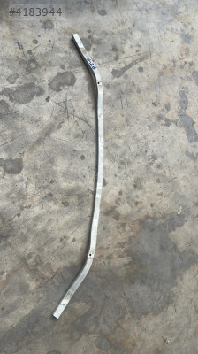 BMW G26 İ SERİ ÖN TAMPON ALT DEMİRİ