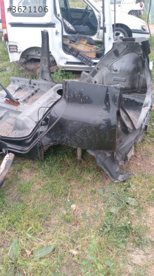 Dacia Sandero Eski Model Sol Arka Çamurluk Tam Set