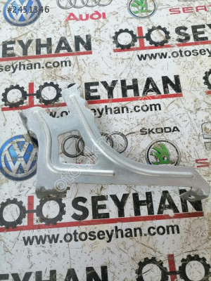 5G0880506 volkswagen golf 7 göğüs bağlantı demiri