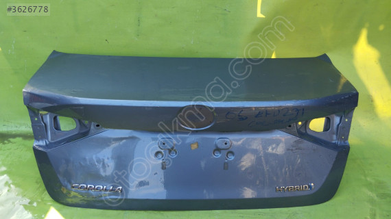 toyota hybrid bagaj kapağı
