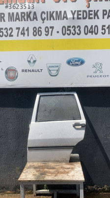 Fiat Uno İçin Çıkma Sol Arka Kapı Parçası