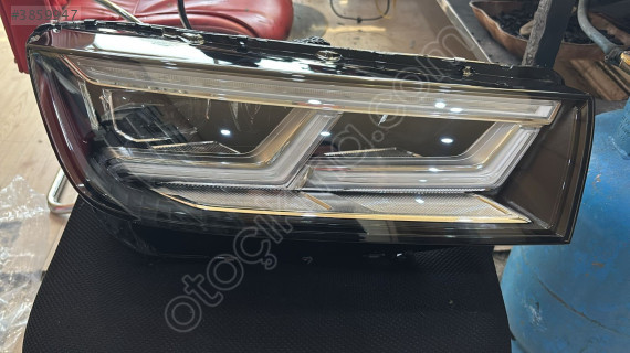 AUDİ Q5 2020 FULL LED SAĞ FAR 80A941034C