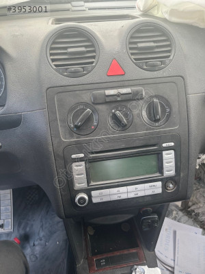VOLKSWAGEN CADDY TEYP VE ORTA KONSOL