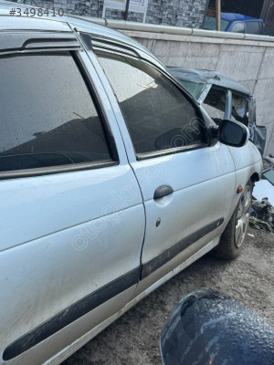 RENAULT MEGANE 1 SAG ÖN KAPI HATASIZ ORJINAL ÇIKMA