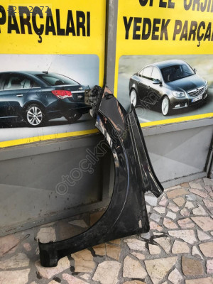 Opel meriva sol ön çamurluk
