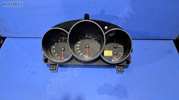 Mazda 3 BK kilometre saati