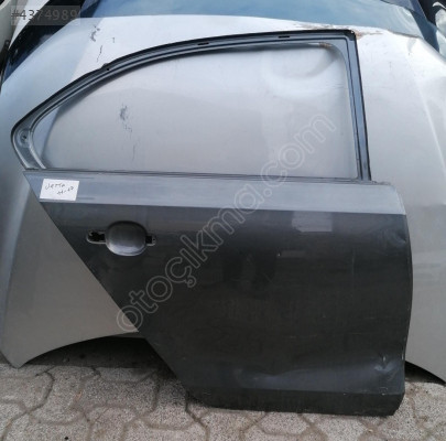 Volkswagen Jetta 2011 2017 Sağ Arka Kapı Orijinal Çıkma