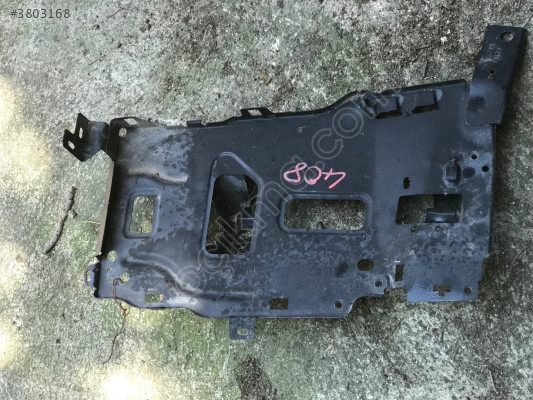 Peugeot 408 Akü Yuvası