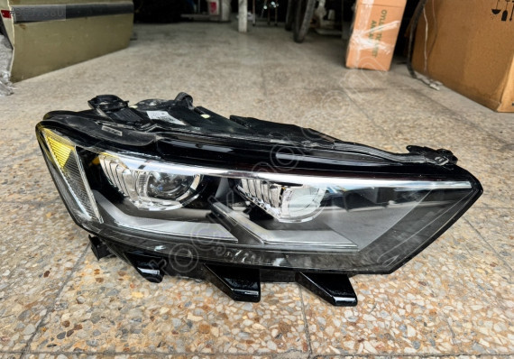 VOLKSWAGEN T-ROC SAĞ FAR ORJİNAL EYÜPCAN OTO'DA