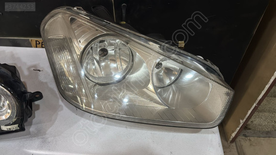 FORD C-MAX HALOJEN SAĞ FAR