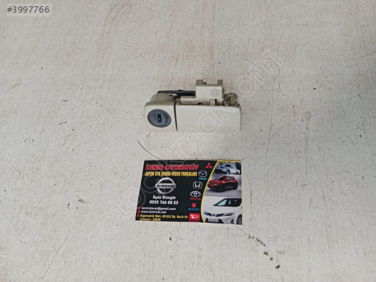 Nissan Primera P12 Orijinal Torpido Açma Kilidi 2003-2008