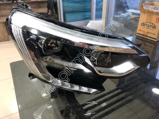 RENAULT MEGANE 4 SARI SOKET SAĞ FAR 260102357R