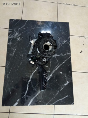 AUDİ A3 SİLGİ SİLECEK KOLU