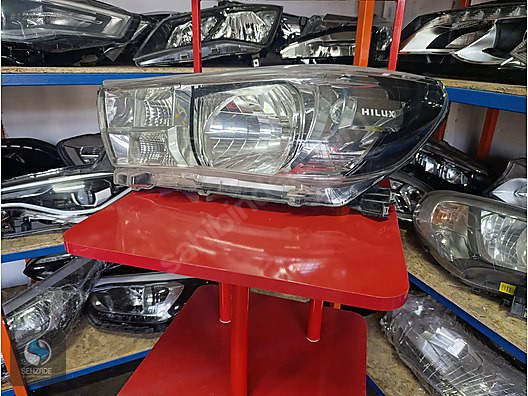 TOYOTA HİLUX 2019-2023 SOL FAR ÇIKMA ORJİNAL