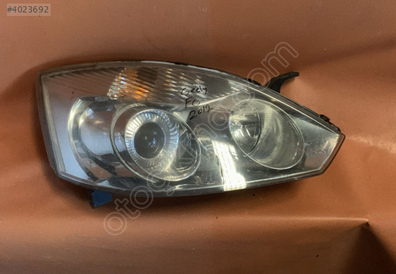 geely fc sağ ön far