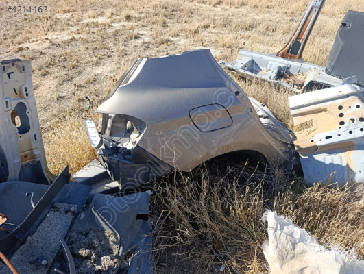 Fiat egea hb sağ arka çamurluk