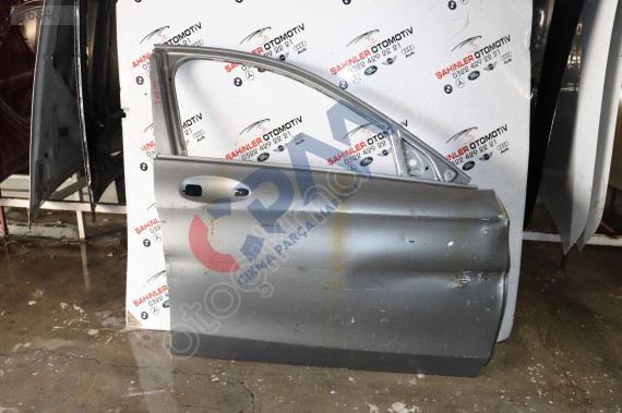 MERCEDES C SERİSİ A205 W205 SAĞ ÖN KAPI
