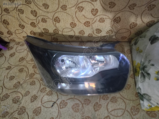 FORT TRANSİT SAG FAR