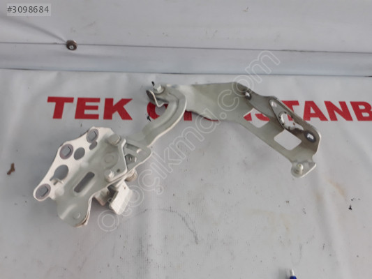 Mercedes C 205 KAPUT MENTEŞESİ SAĞ A2058800928 BEYAZ