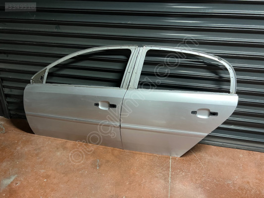 OPEL VECTRA C ÇIKMA KAPI