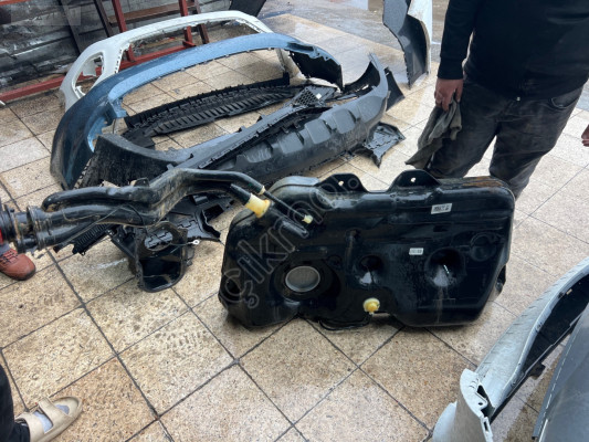 Dacia duster çıkma yakıt deposu