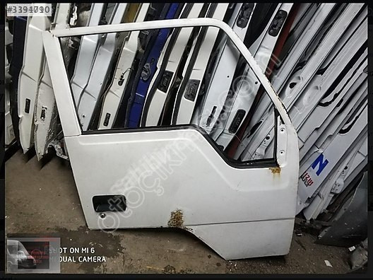 Kia K2700 sağ ön  kapı