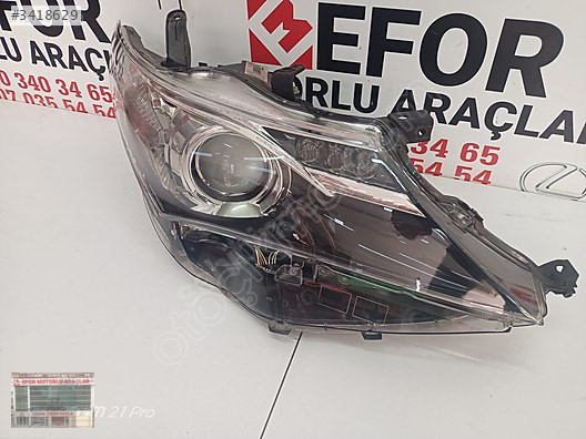 TOYOTA AURİS SAĞ FAR ÇIKMA ORJİNAL YEDEK PARÇA